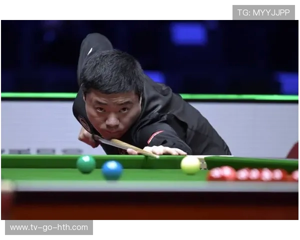 丁俊晖状态回暖再战斯诺克赛场展现中国台球王者风采