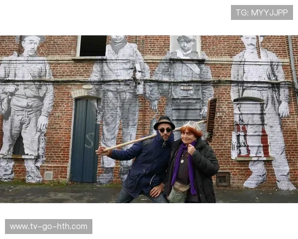 加莱诺的艺术魅力与文化影响力探讨：从作品到社会的深远影响