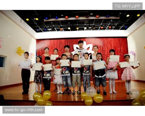 张宁的奋斗历程与成就探秘：从普通学生到行业领军人物的成长之路